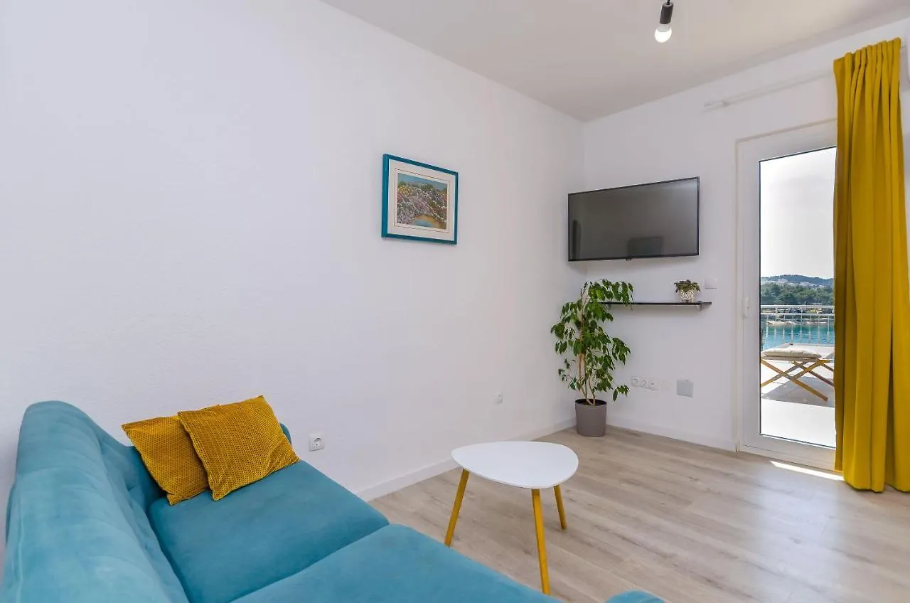 Apartment Rizza Trogir 0*,  Croatia
